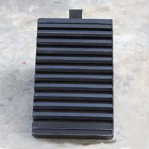 Rubber tire chocks handle for easy carry Lightweight