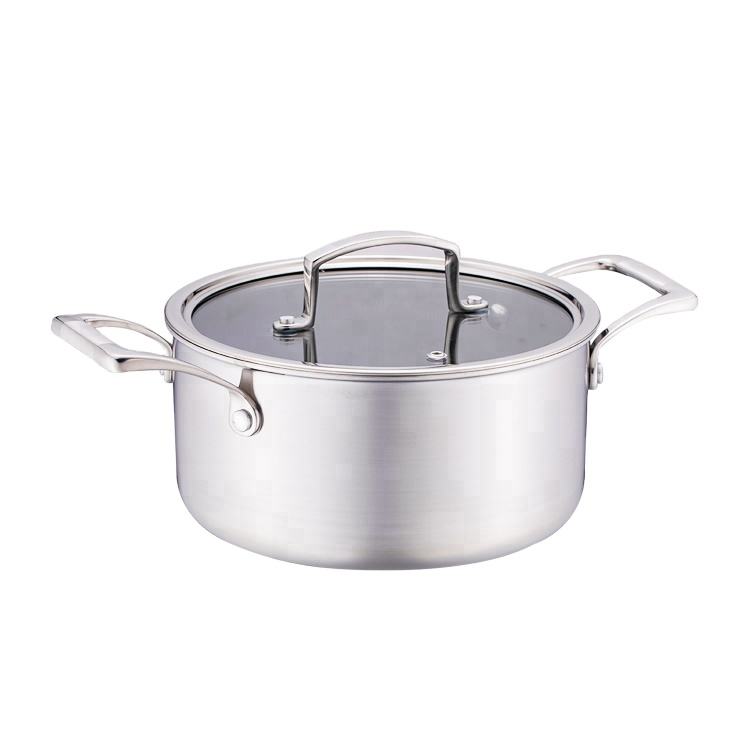 Tri-ply clad stainless steel casserole